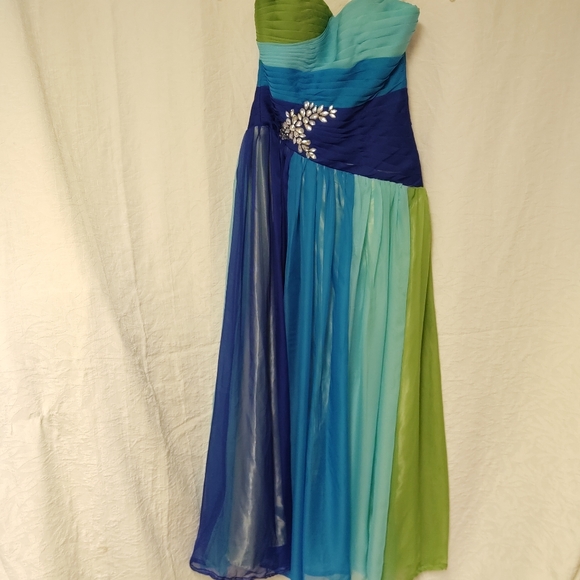 💙💚 GRACE KARIN floor length formal gown - Picture 5 of 10
